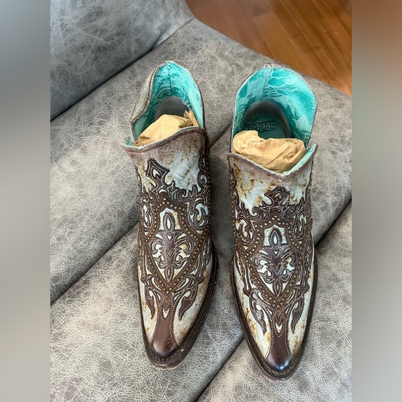 CARROL brand Western Booties - Picture 3 of 6